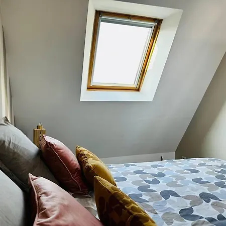 La Serjane A 300 M De La A Sur